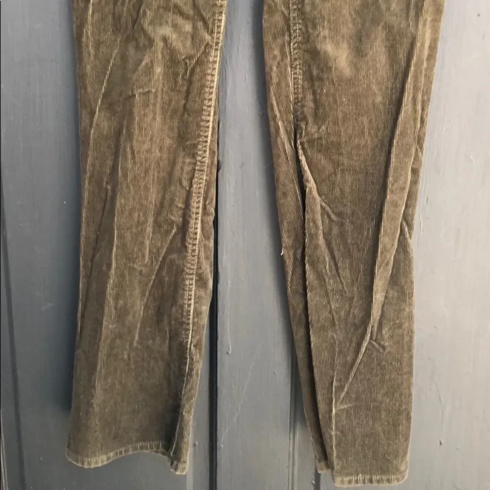 J. Crew‎ Favorite Fit Corduroys